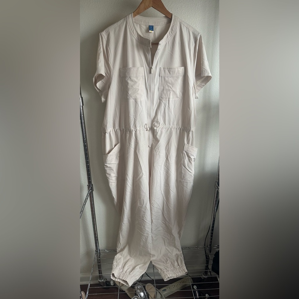 Stylish Gray Jumpsuit for Women - Picture 4 of 15